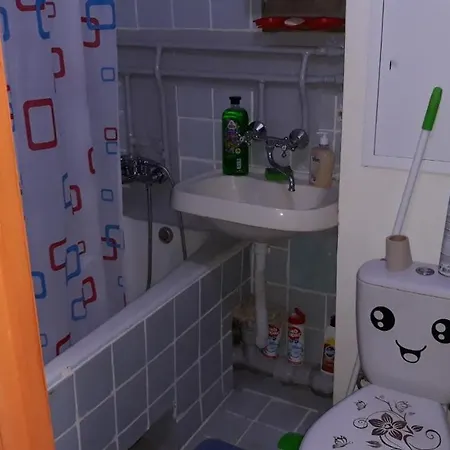 Апартаменти Fabrichnaya 16 *